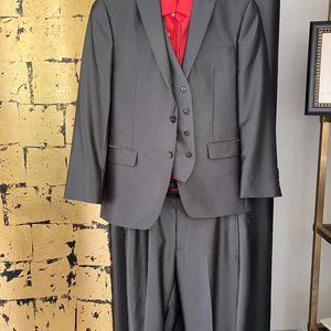 Calvin Klein 3-Piece Suit - Summer Weight